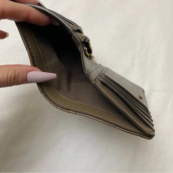 Tory Burch Medium Kira Wallet - Picture 7 of 11